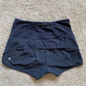 Lululemon speed up short high rise 2.5”